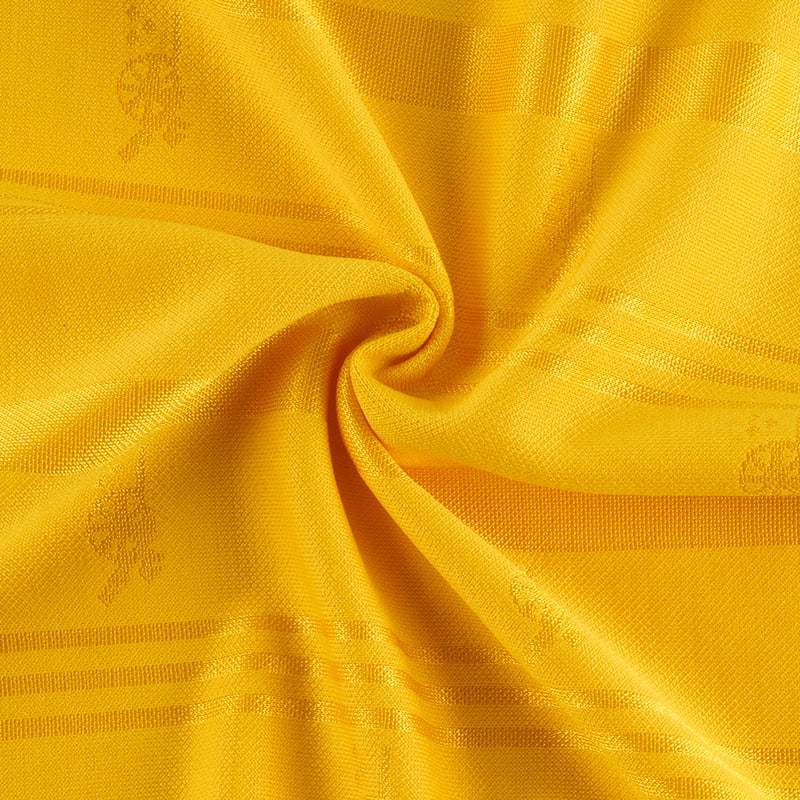 Tre tessuti jacquard double face fini e uno grosso Tre tessuti jacquard double face fini e uno grosso